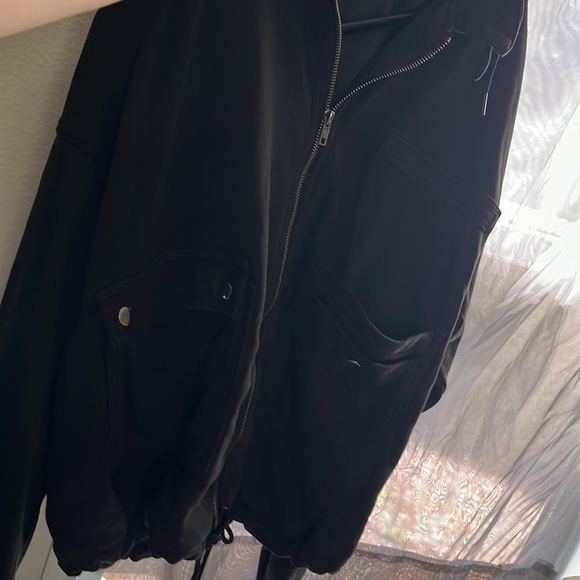 Brand new never worn forever 21 black jacket - Picture 3 of 4